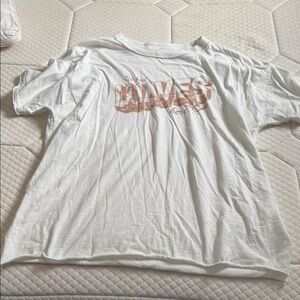 Aeropostale White and Pink Graphic Tee